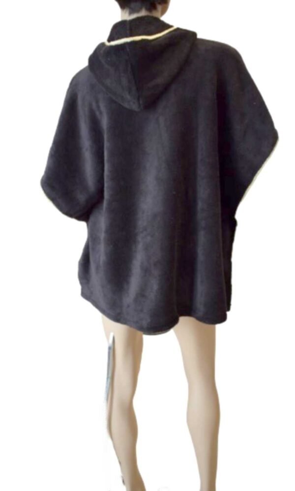 'Marjolaine' Cape + capuche, polyester polaire, Noir, 'Ours' - Image 6